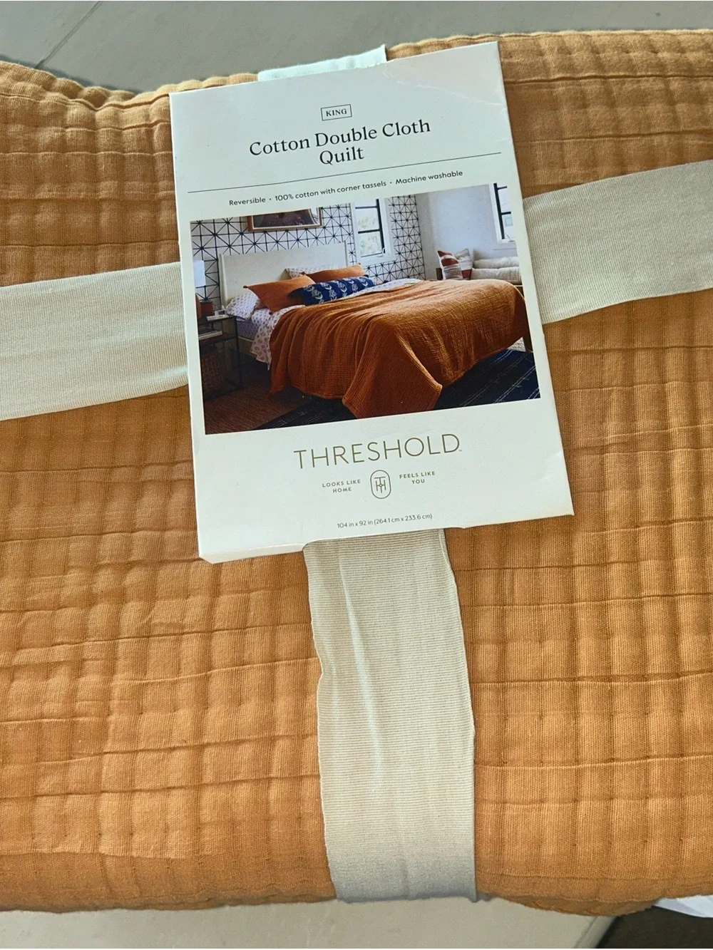 NWT Threshold King Double Cloth Quilt in Mustard Jacquard Weave